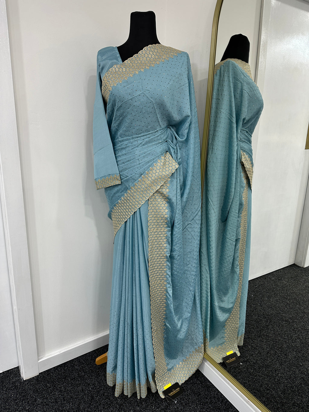 Embroidered diamanté saree