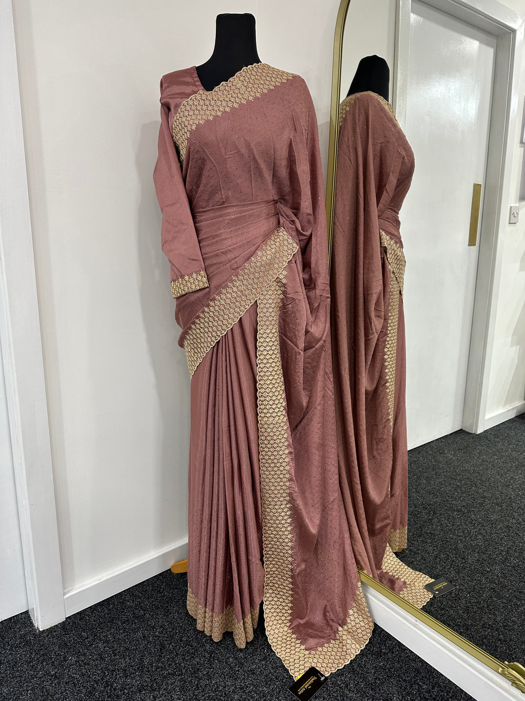 Embroidered diamanté saree