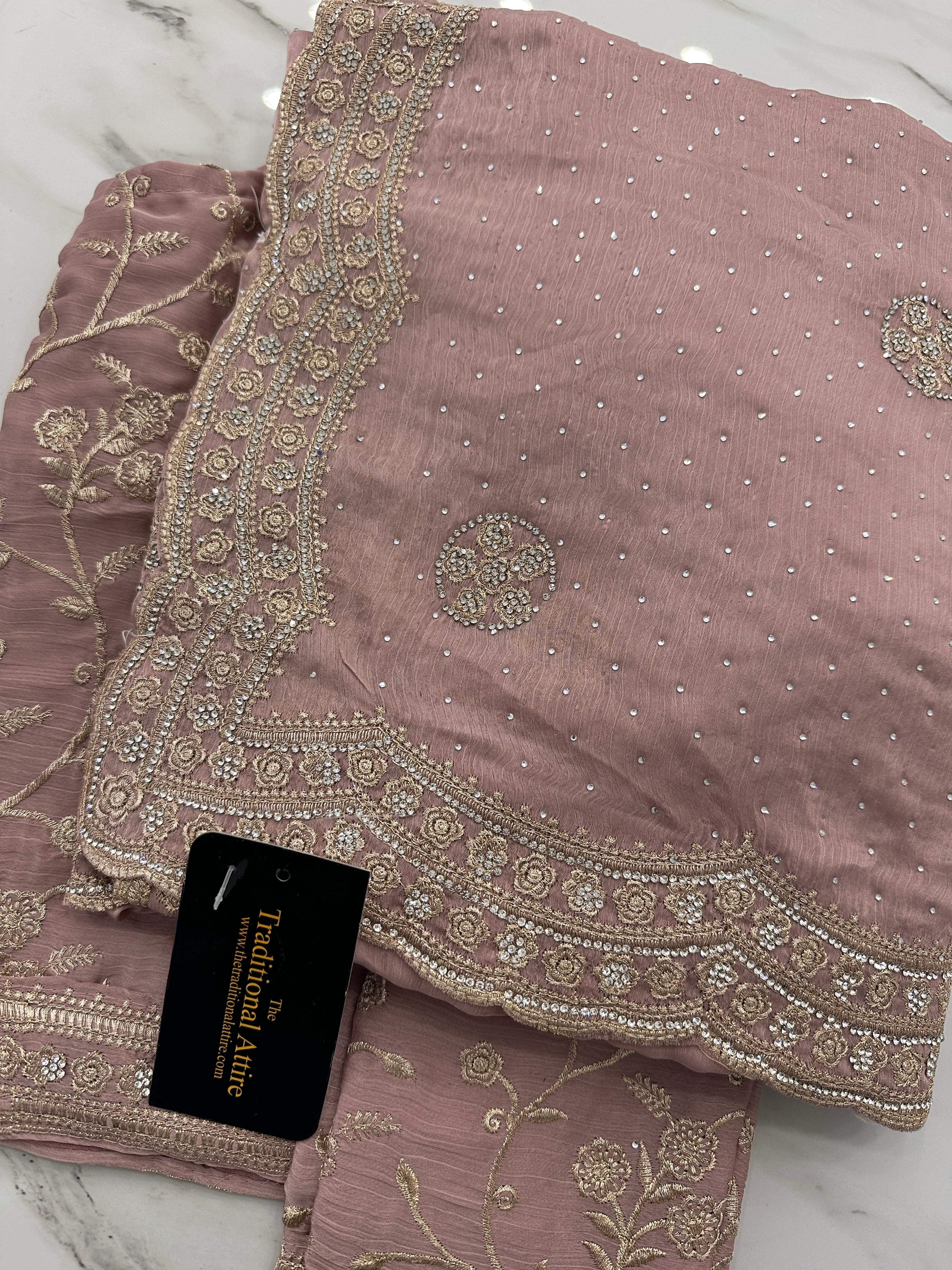 Inayat Saree