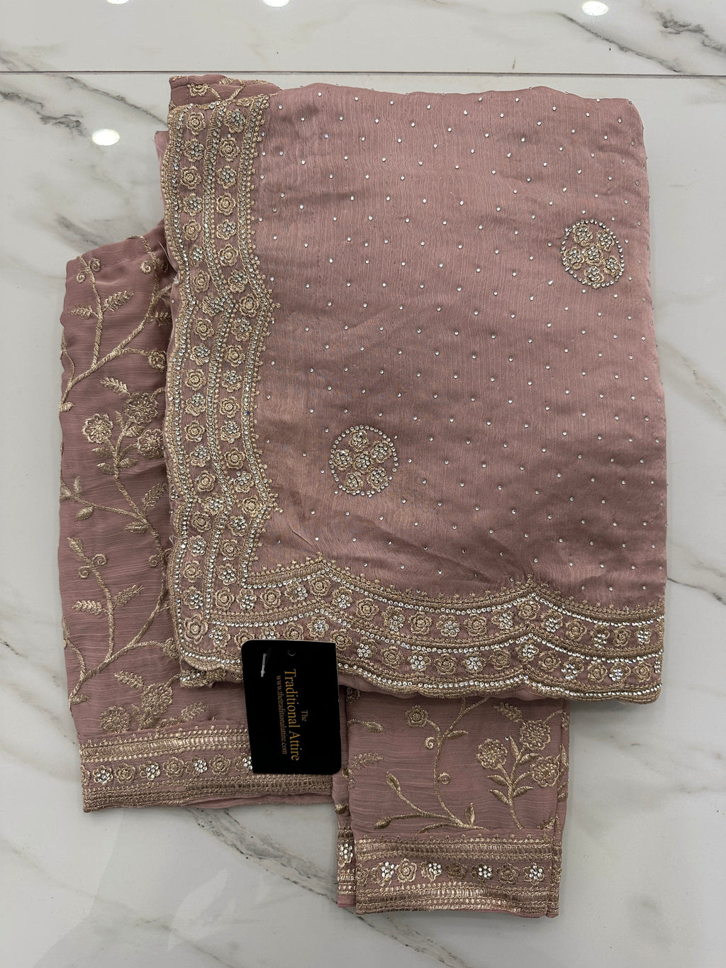 Inayat Saree