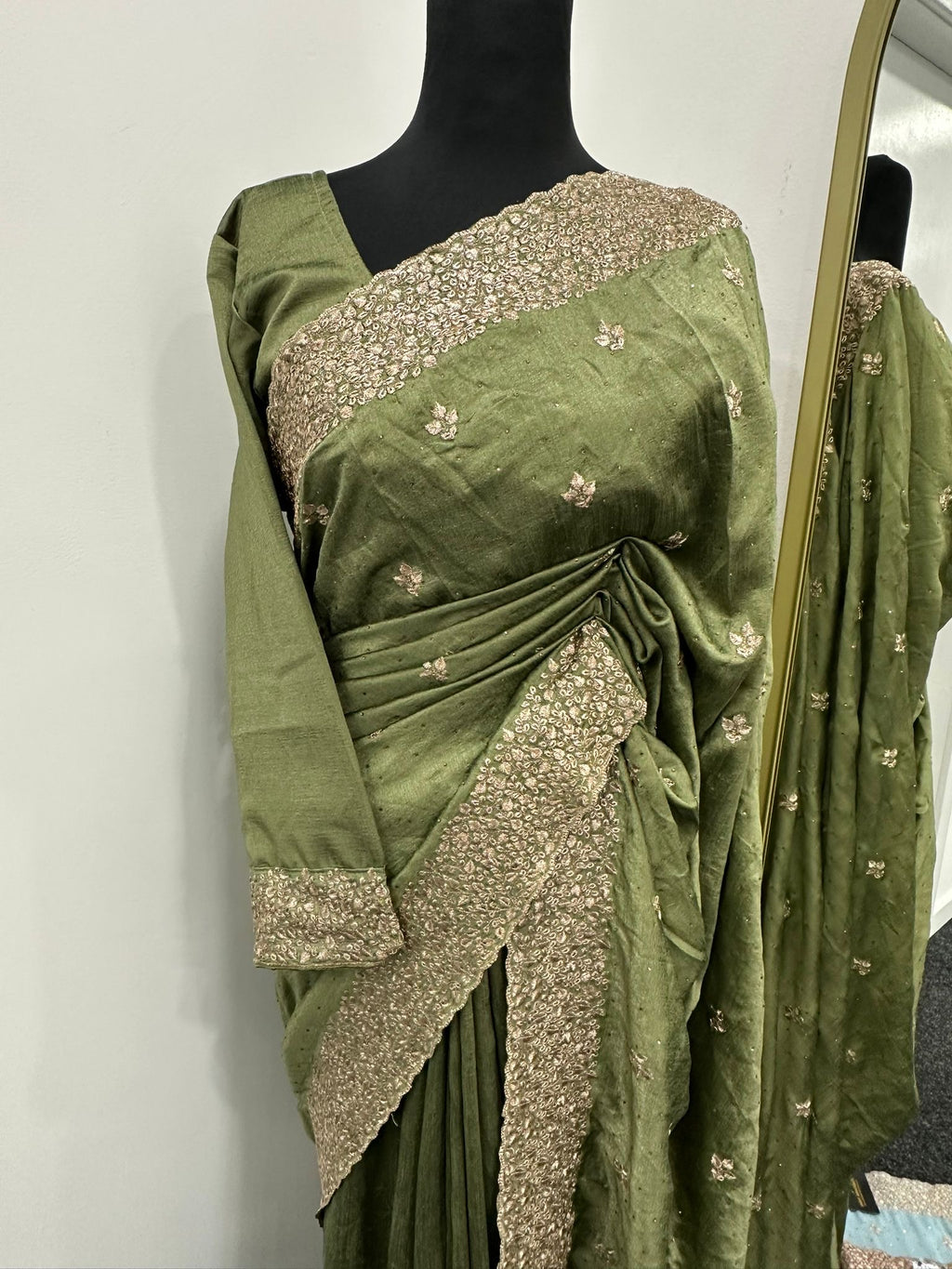 Zarnish Embroidered Saree